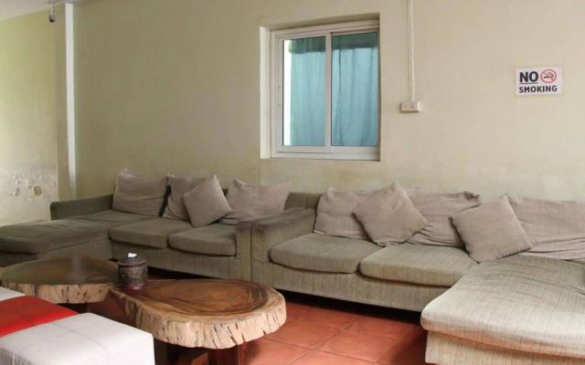 OYO 1054 Phuket Backpacker Hostel