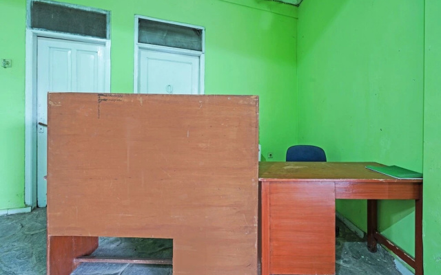 SPOT ON 91325 Pondok Hijau Guest House Syariah
