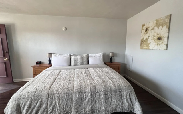 Brewer Motor Inn