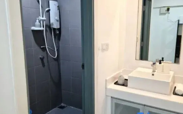 Summer Suites KLCC 8 min walk@WiFi+Netflix by AA GLOBAL