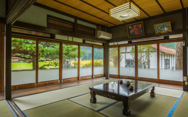 Gono no Ie Aki Takada