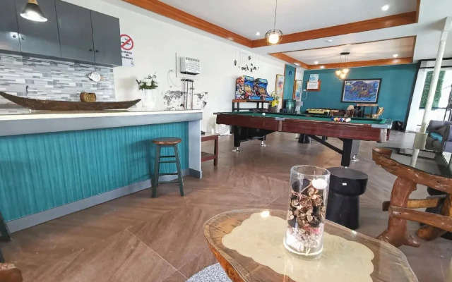 Pescadores Suites Moalboal