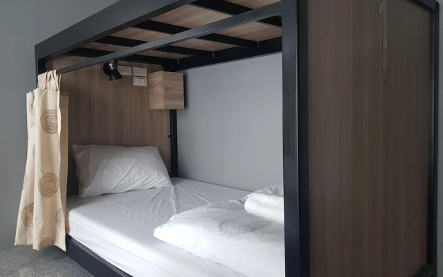 Sleep To Fly Hotel & Hostel