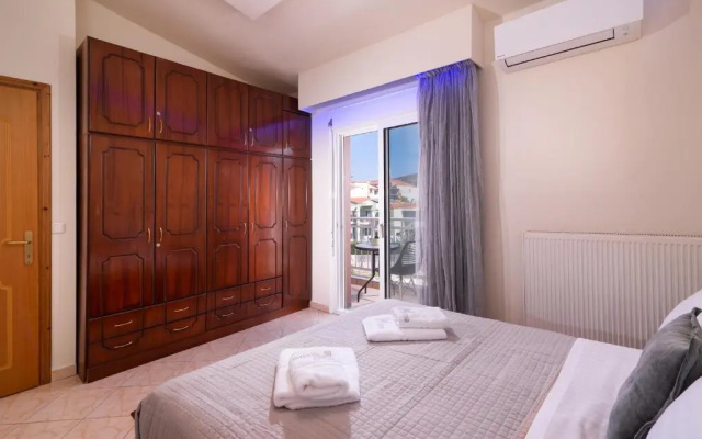 Xenia Suites