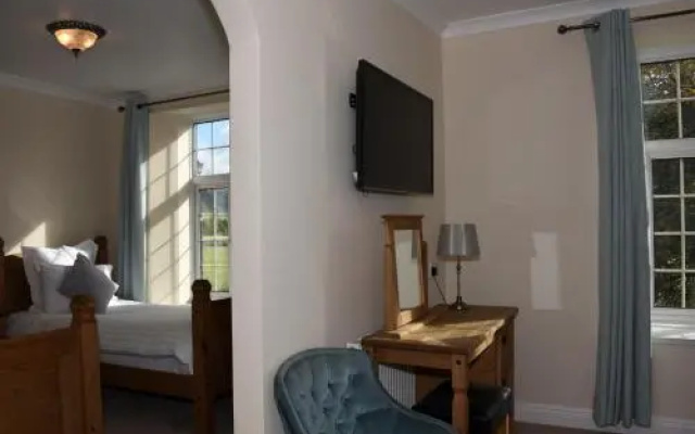 The Llanelwedd Arms Hotel