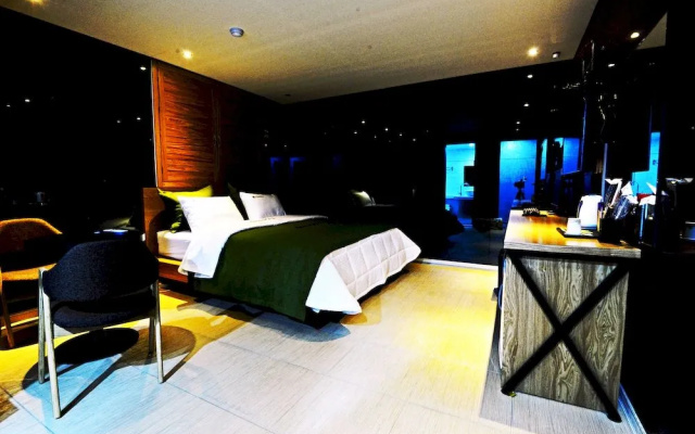 Hotel Some