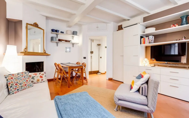 Apartment in Campo de Fiori with Netflix