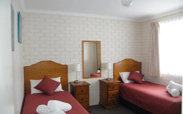 Capri Apartments