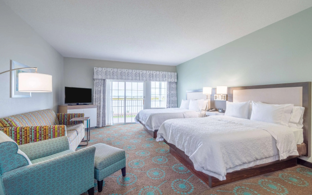 Hampton Inn & Suites Chincoteague Waterfront