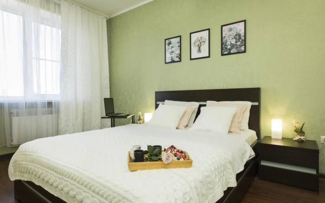 HomeHotel (ХоумОтель) на набережной Волжская 8/1