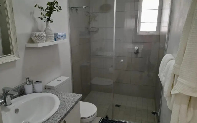 Kent Manor Guest Suites
