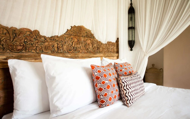 Luxury 12 Bedroom Villa With Private Pool, Bali Villa 2027
