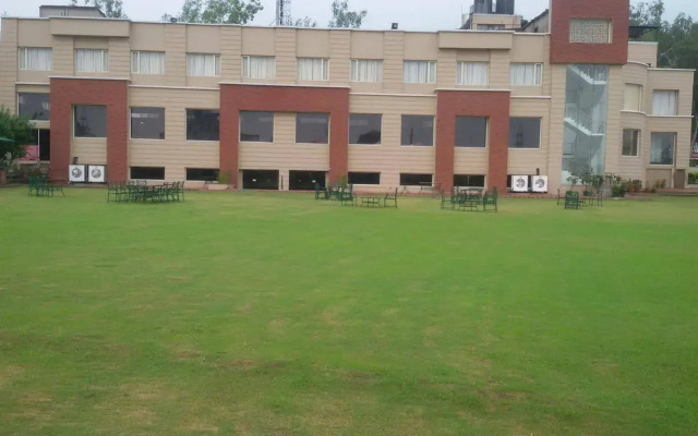Hotel Classic Residency
