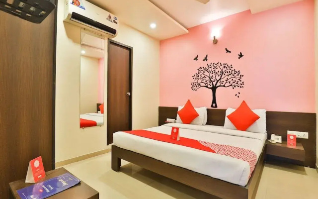 Lalji's Hotel & Restaurant