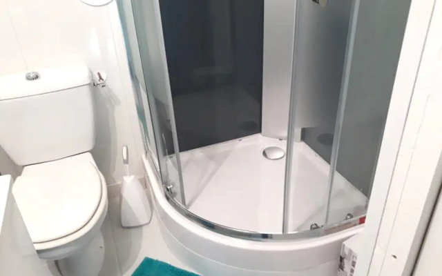 Studio in Saint-apollinaire, With Shared Pool, Enclosed Garden and Wifi