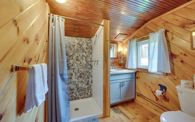 Rustic Cabin Retreat on Rangeley Lake!