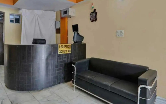 Super OYO Hotel O Varanasi - Prayagraj