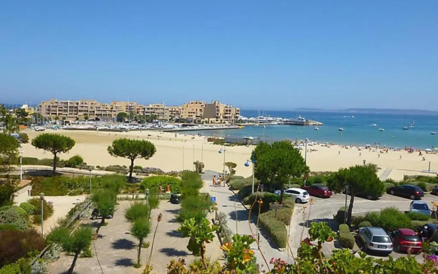 Appartement Bormes-les-Mimosas, 2 pièces, 4 personnes - FR-1-251-406