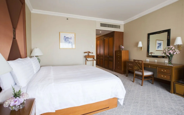 Shangri La Hotel Bangkok Serviced Apartments