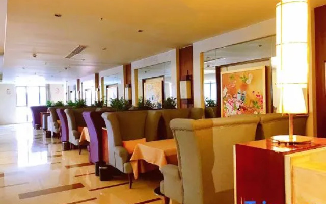 Zhongjiang Wucheng Homeland Hotel