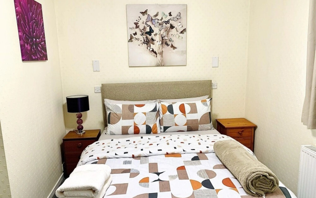 Comfy Executive 1 bed combo with free parking