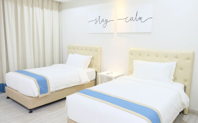 Ponce Suites Art Hotel