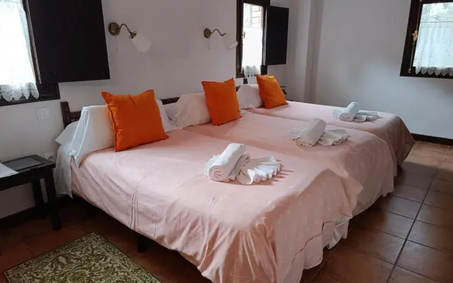 Hotel Rural Don Burguillo