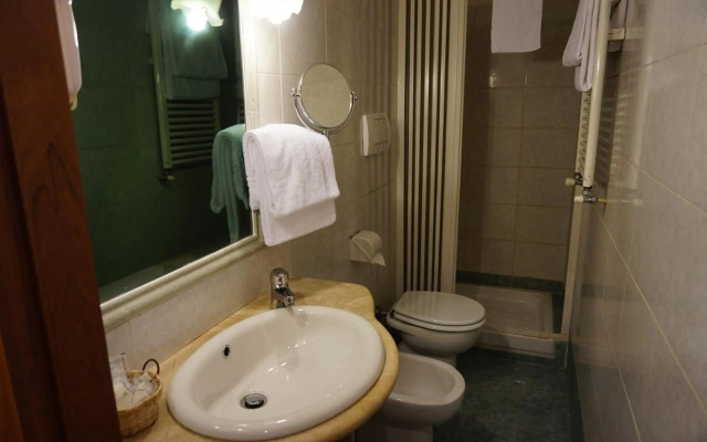 Green Hotel