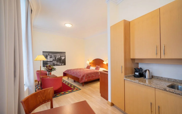 Marks Apart Hotel