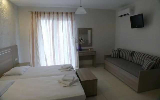 Hotel Adonis