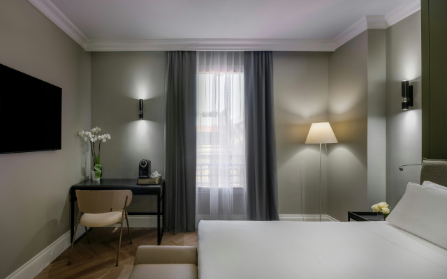 Отель UNA Hotels Galles Milano