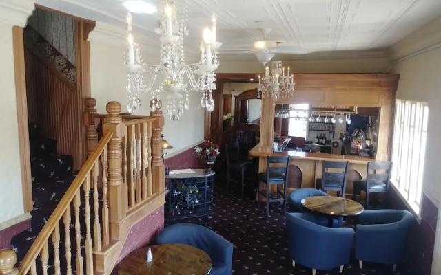 Thayer's Historic Bed n' Breakfast
