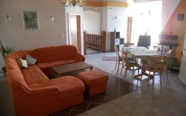 Ferienwohnungen-Roder-Ferienwohnung-III