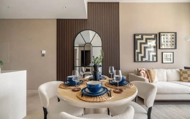 Luxurious 1BR at Grande Downtown