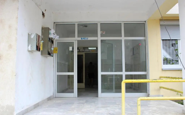 Two bedroom apartment near centre