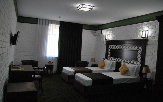 Kesh Palace
