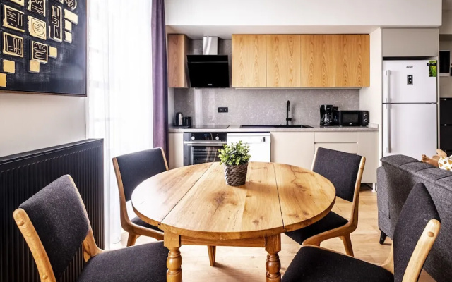 Charming Flat with Central Location in Beyoglu