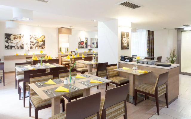 VIVO Aparthotel