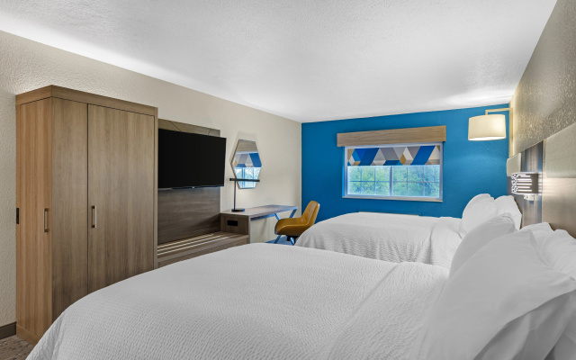 Holiday Inn Express Hotel & Suites Charlotte by IHG