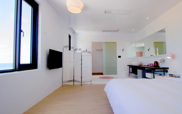 Sea Shore Hotel