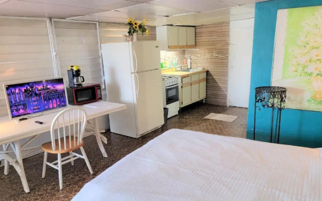 Safe Quiet Apartments Near Airport