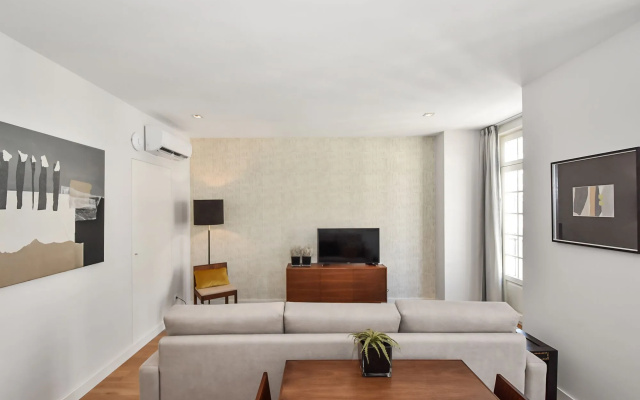 Augusta Residence Serviced Apartments