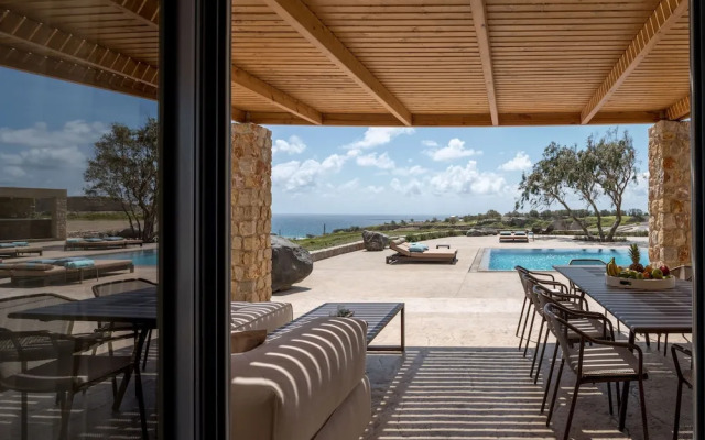Phaos at Cellaria Estate