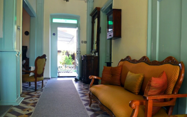 Cunda Has Konak Otel