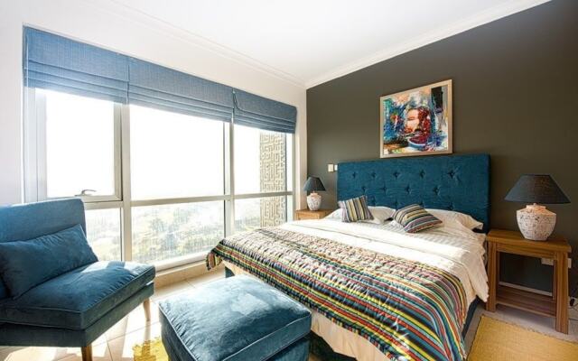 Отель One Perfect Stay 2BR at Fairways комната для гостей