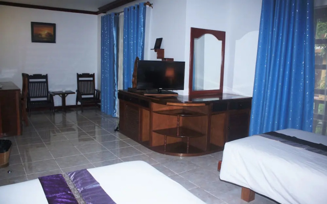 Suryavara Residence Hotel