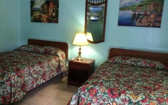 Skylark Motel