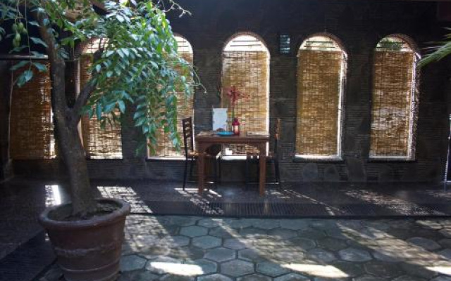 Hotel Orchid Inn