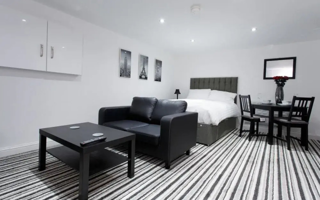 Shaftesbury Apartment