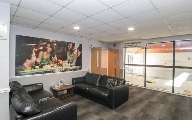 18D Shorefield Country Park